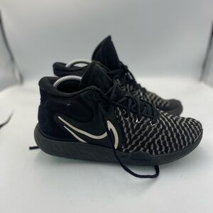 Men’s Size 8 Nike KD V Sneakers Black Used Basketball Lace Up